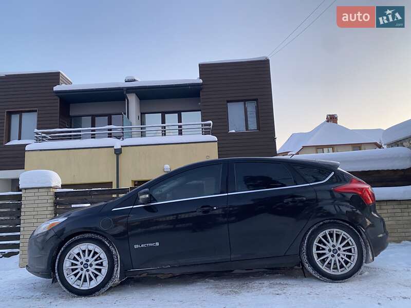 Хетчбек Ford Focus 2013 в Тернополі