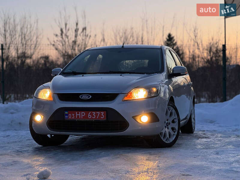 Хетчбек Ford Focus 2010 в Дрогобичі