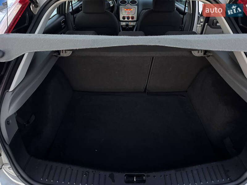 Хетчбек Ford Focus 2010 в Дрогобичі