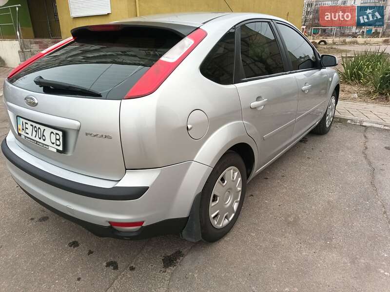 Хетчбек Ford Focus 2007 в Павлограді