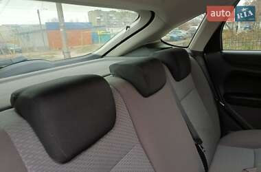 Хэтчбек Ford Focus 2007 в Павлограде