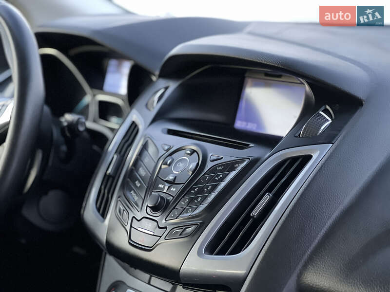 Хетчбек Ford Focus 2012 в Стрию