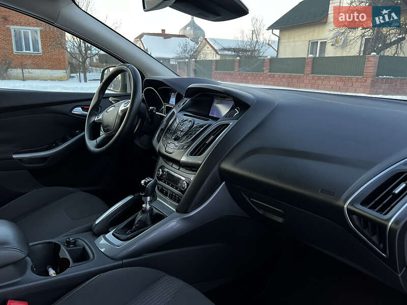 Хетчбек Ford Focus 2012 в Стрию