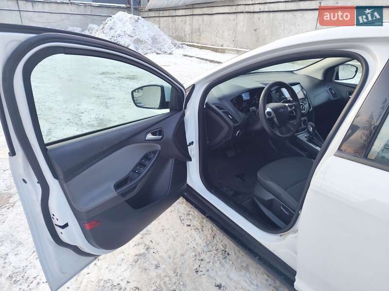Хэтчбек Ford Focus 2014 в Киеве фото 11 Хэтчбек Ford Focus 2014 в Киеве