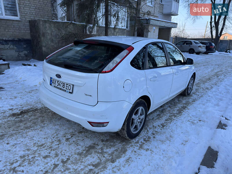 Хэтчбек Ford Focus 2011 в Балаклее