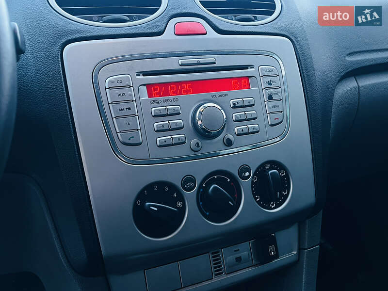 Хэтчбек Ford Focus 2008 в Харькове