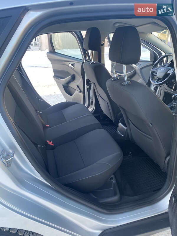 Хэтчбек Ford Focus 2018 в Луцке фото 35 Хэтчбек Ford Focus 2018 в Луцке