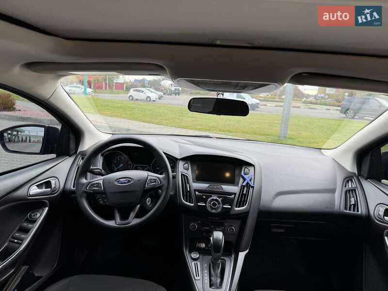 Седан Ford Focus 2017 в Киеве фото 9 Седан Ford Focus 2017 в Киеве