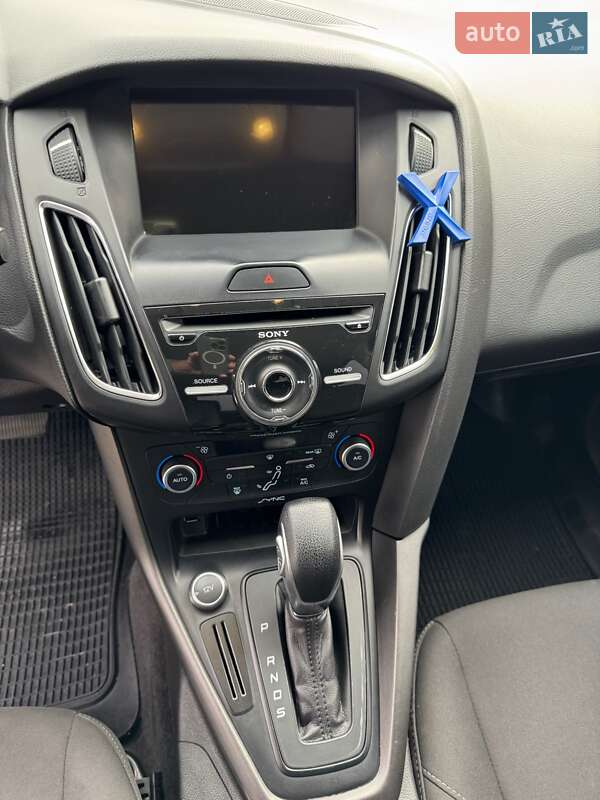 Седан Ford Focus 2017 в Киеве фото 15 Седан Ford Focus 2017 в Киеве