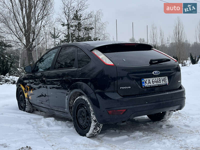 Хетчбек Ford Focus 2010 в Києві фото 3 Хетчбек Ford Focus 2010 в Києві