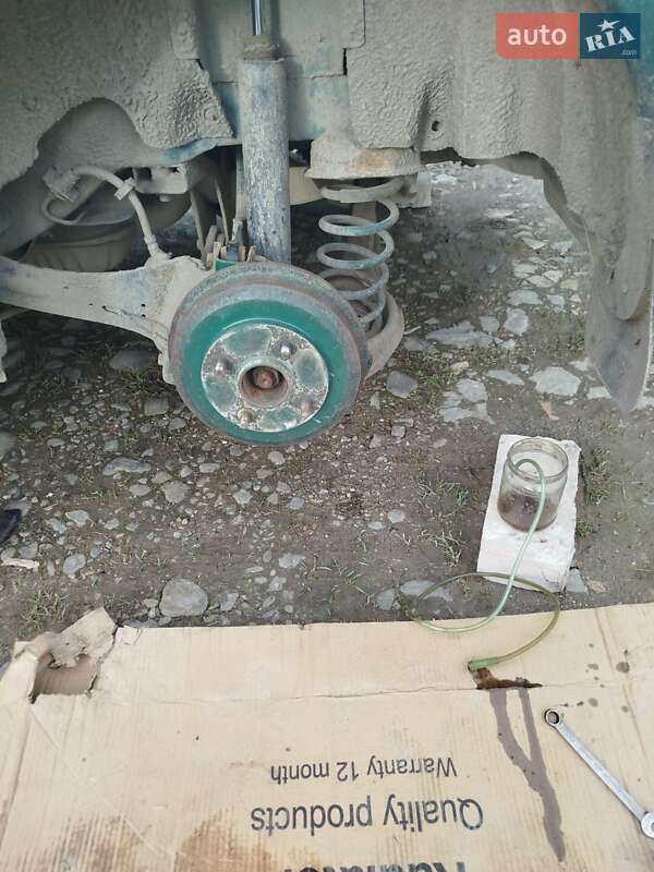 Седан Ford Focus 2000 в Дрогобичі фото 22 Седан Ford Focus 2000 в Дрогобичі