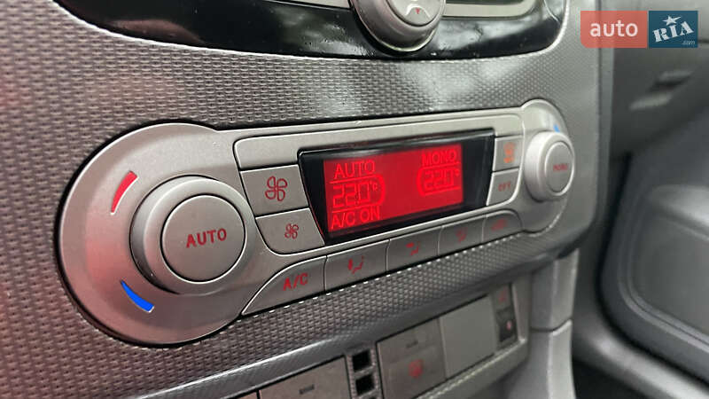 Универсал Ford Focus 2009 в Луцке фото 12 Универсал Ford Focus 2009 в Луцке