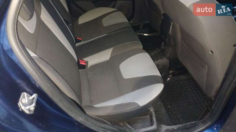Хэтчбек Ford Focus 2013 в Борисполе фото 23 Хэтчбек Ford Focus 2013 в Борисполе
