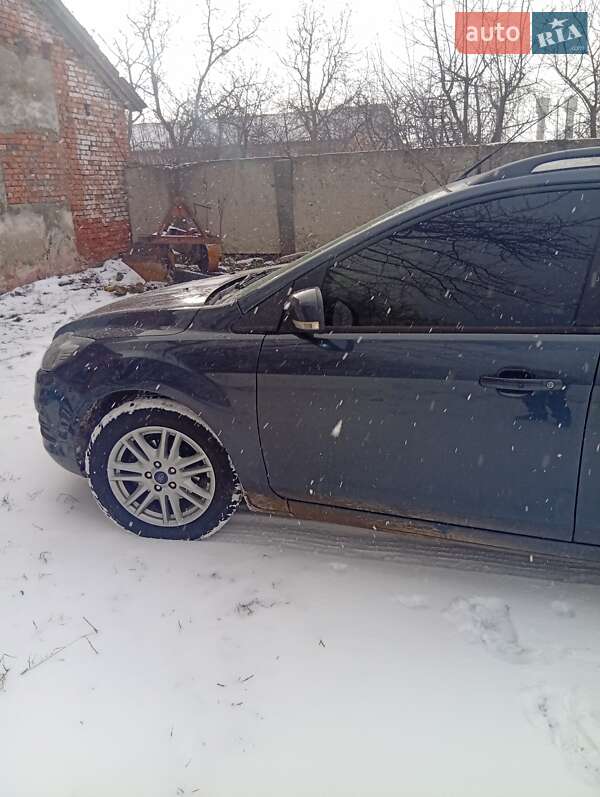 Універсал Ford Focus 2010 в Ямполі фото 2 Універсал Ford Focus 2010 в Ямполі