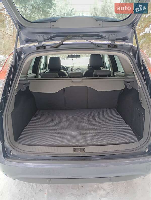 Универсал Ford Focus 2010 в Камне-Каширском