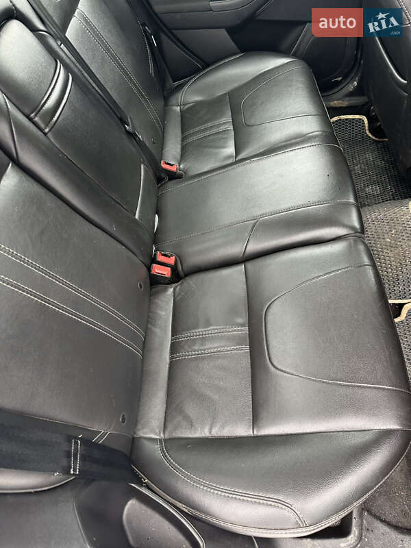 Седан Ford Focus 2012 в Дніпрі