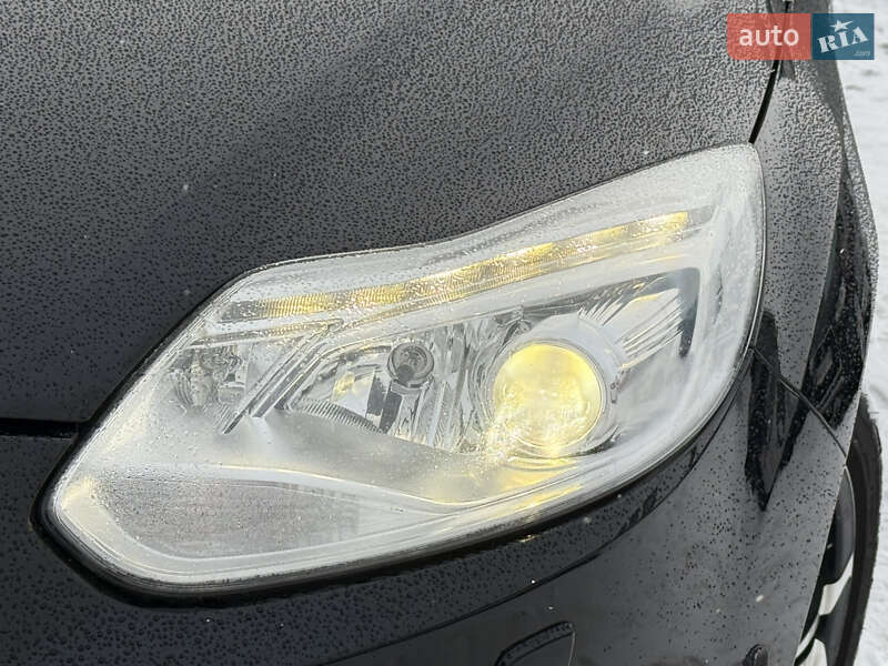 Хетчбек Ford Focus 2013 в Стрию