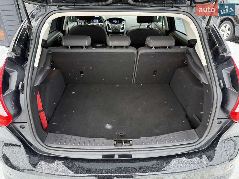 Хетчбек Ford Focus 2013 в Стрию