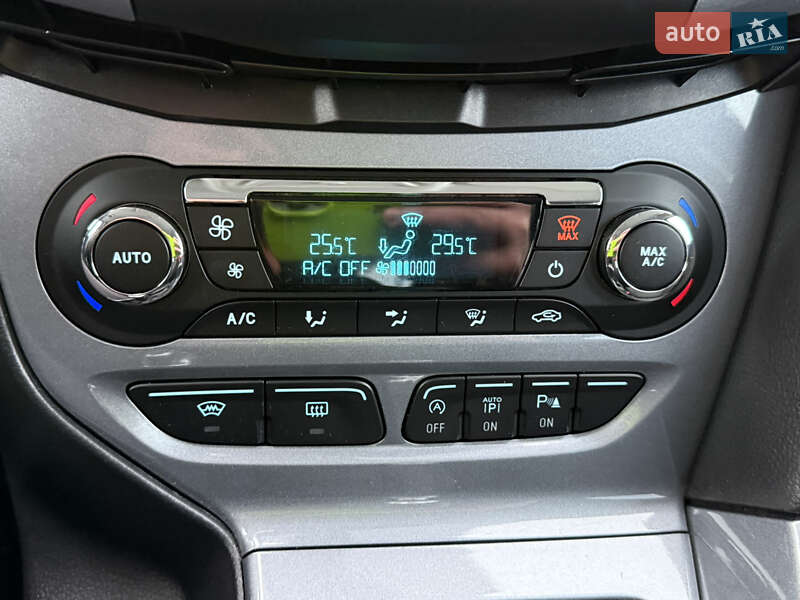 Хетчбек Ford Focus 2013 в Стрию