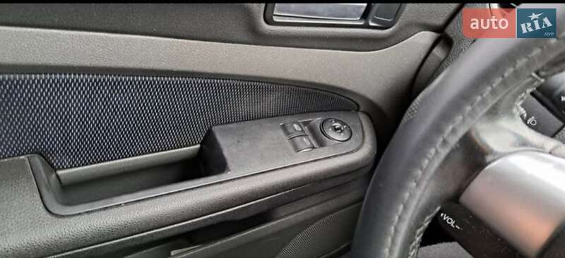 Хэтчбек Ford Focus 2005 в Ужгороде фото 4 Хэтчбек Ford Focus 2005 в Ужгороде