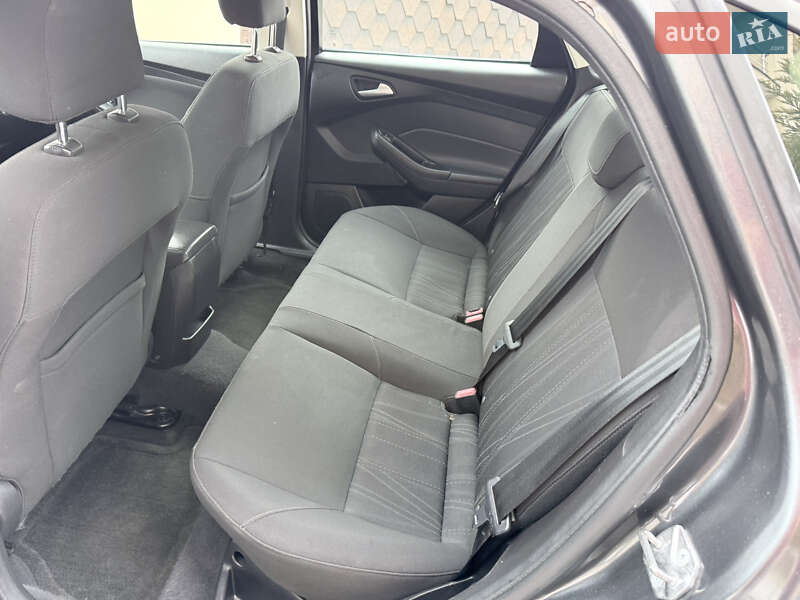 Седан Ford Focus 2015 в Одесі фото 30 Седан Ford Focus 2015 в Одесі