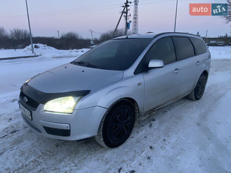 Універсал Ford Focus 2005 в Ромнах