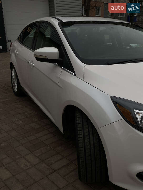 Седан Ford Focus 2014 в Кропивницком