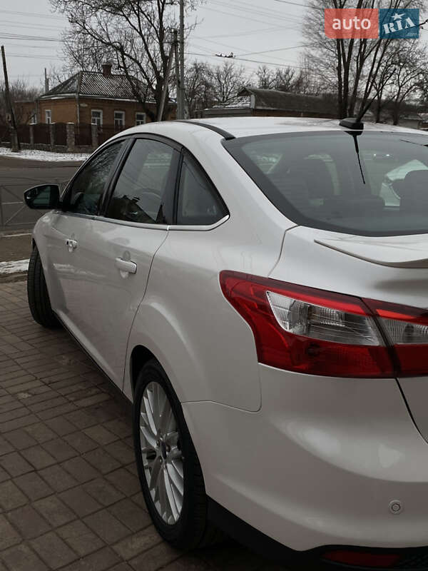 Седан Ford Focus 2014 в Кропивницком