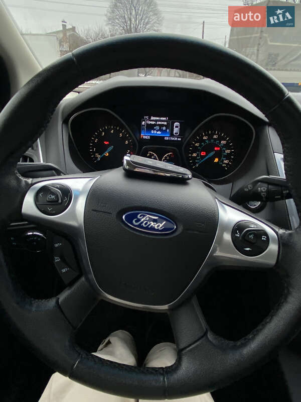 Седан Ford Focus 2014 в Кропивницком