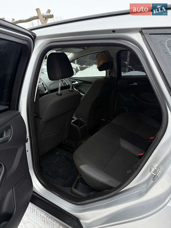 Универсал Ford Focus 2011 в Полонном фото 13 Универсал Ford Focus 2011 в Полонном