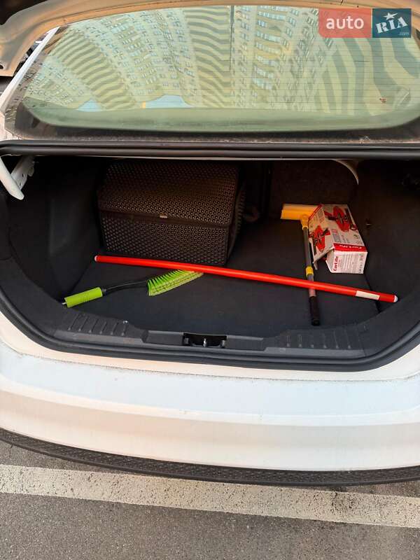 Седан Ford Focus 2015 в Киеве