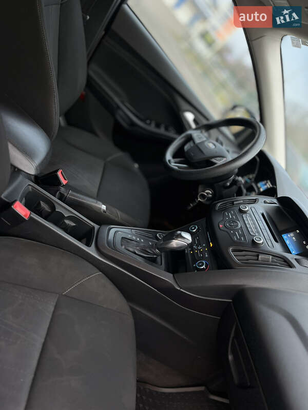 Седан Ford Focus 2015 в Николаеве
