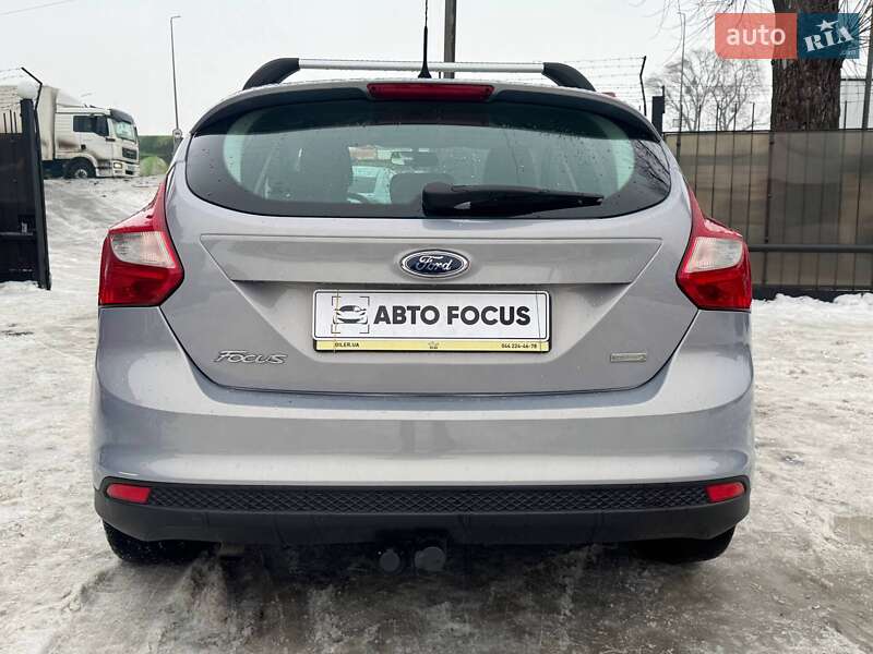 Хэтчбек Ford Focus 2013 в Киеве