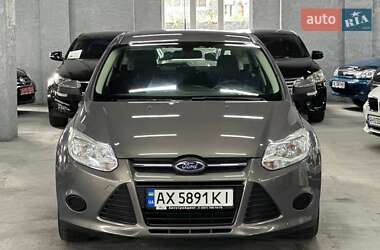Хэтчбек Ford Focus 2014 в Каменском