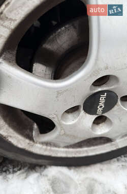 Седан Ford Focus 2002 в Києві