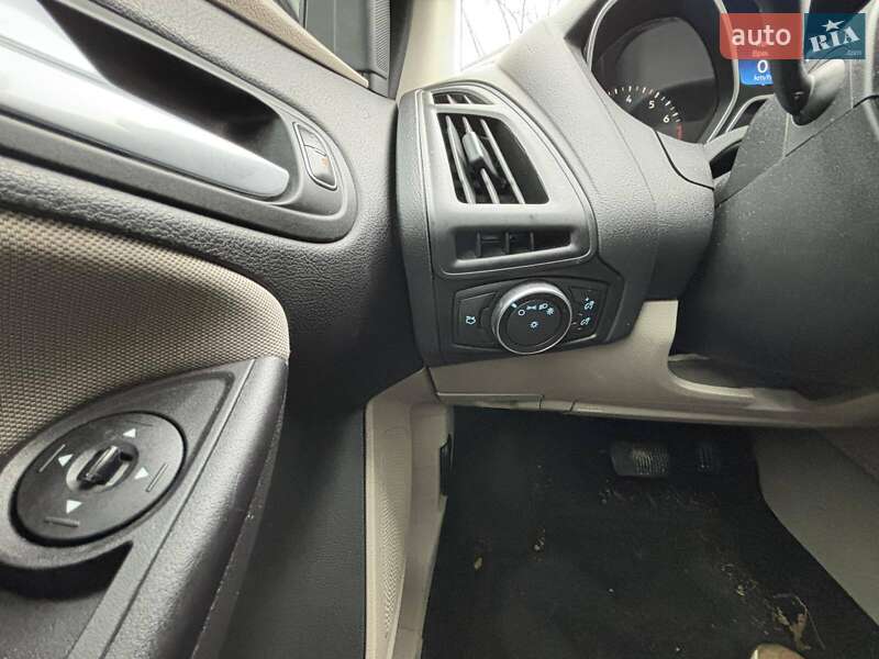 Седан Ford Focus 2018 в Киеве