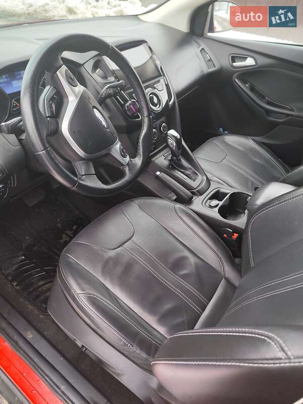 Хетчбек Ford Focus 2014 в Рівному