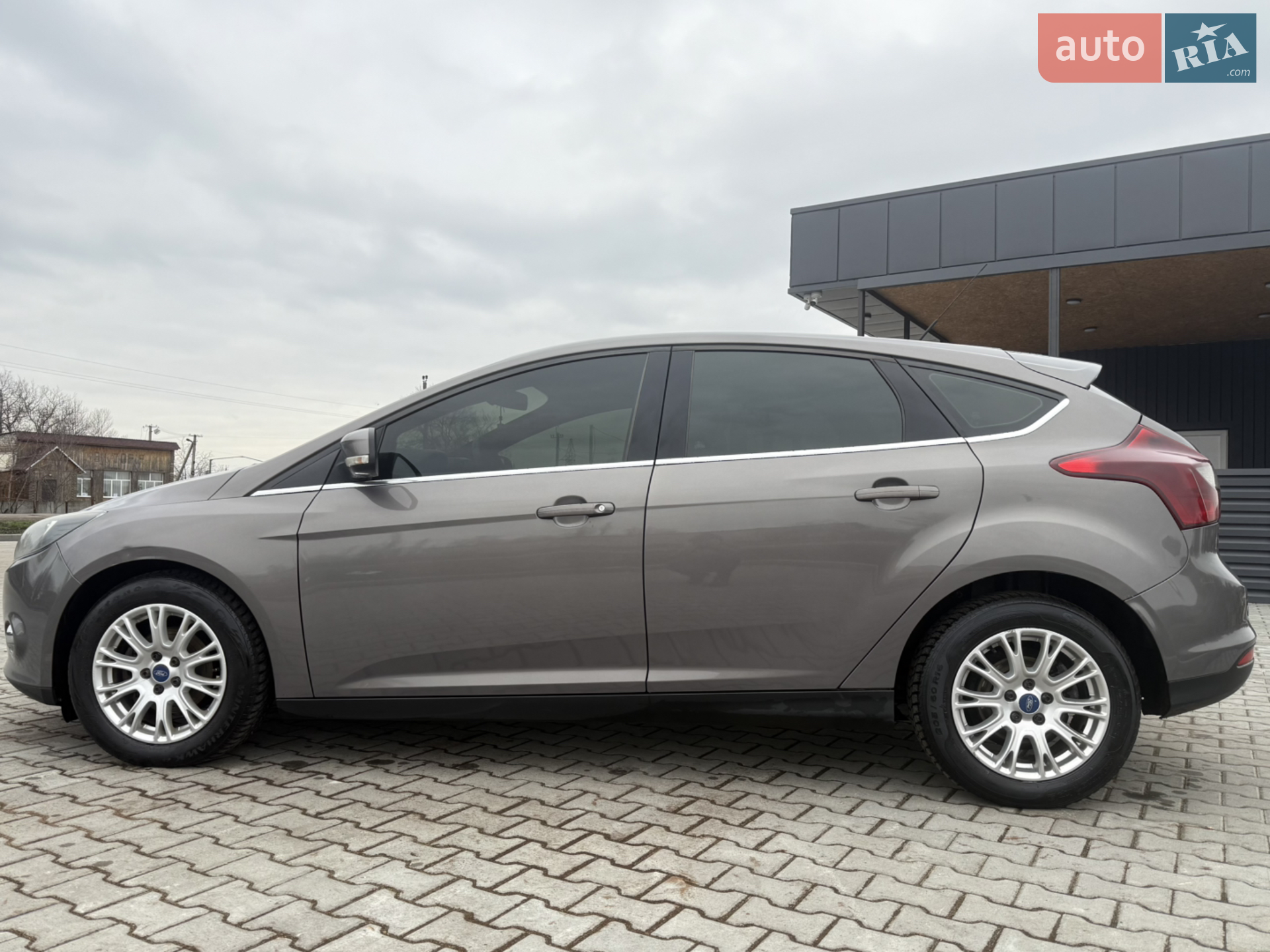 2011 Ford Focus - мініатюра 2