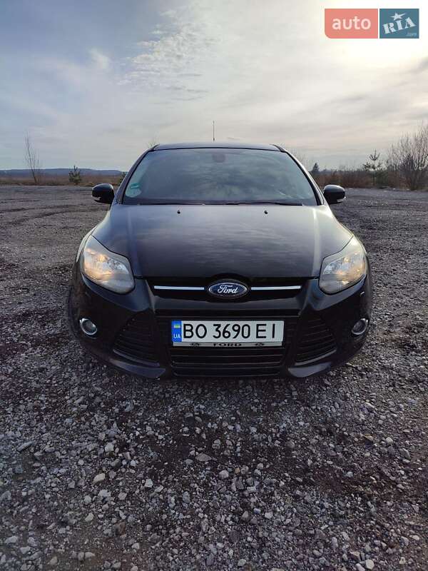 Универсал Ford Focus 2011 в Почаеве