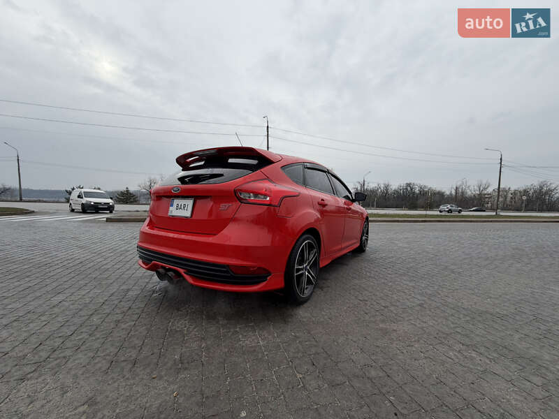 Хетчбек Ford Focus 2016 в Запоріжжі фото 4 Хетчбек Ford Focus 2016 в Запоріжжі