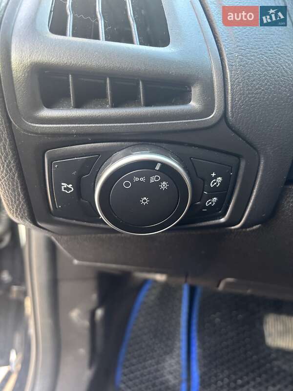 Седан Ford Focus 2016 в Виннице