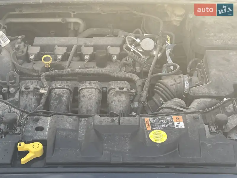 Ford Focus 2016 VIN 1FADP3E22GL361530 фото оголошення 2 з 69