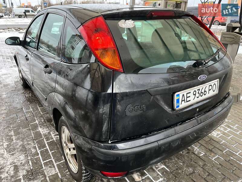 Хэтчбек Ford Focus 2002 в Киеве