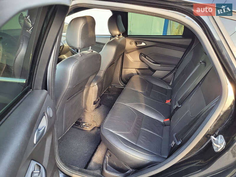 Хетчбек Ford Focus 2016 в Дніпрі фото 11 Хетчбек Ford Focus 2016 в Дніпрі