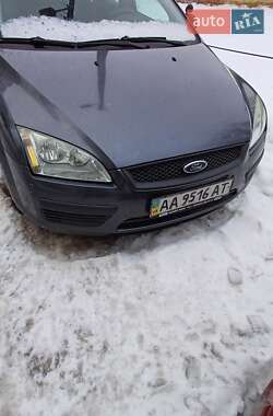 Седан Ford Focus 2005 в Киеве