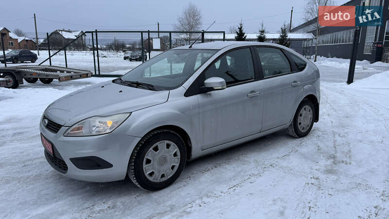 Хэтчбек Ford Focus 2008 в Калуше