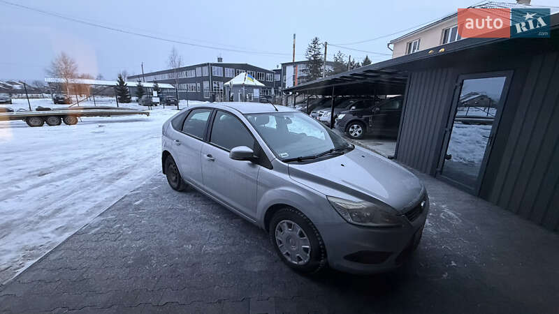 Хэтчбек Ford Focus 2008 в Калуше