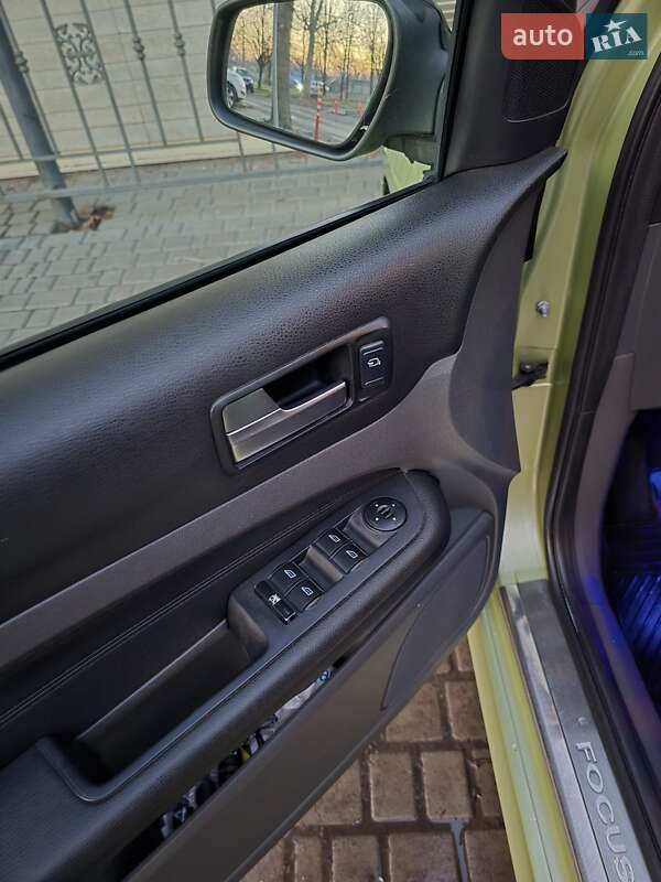 Хэтчбек Ford Focus 2007 в Одессе