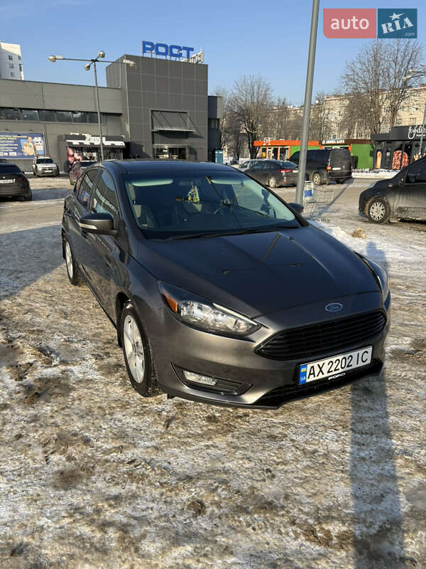 Хэтчбек Ford Focus 2015 в Харькове