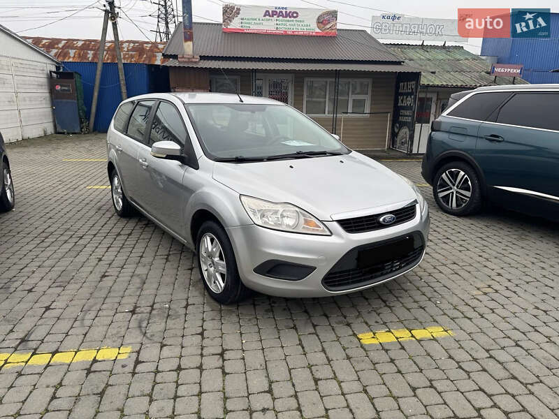 Ford Focus 2010